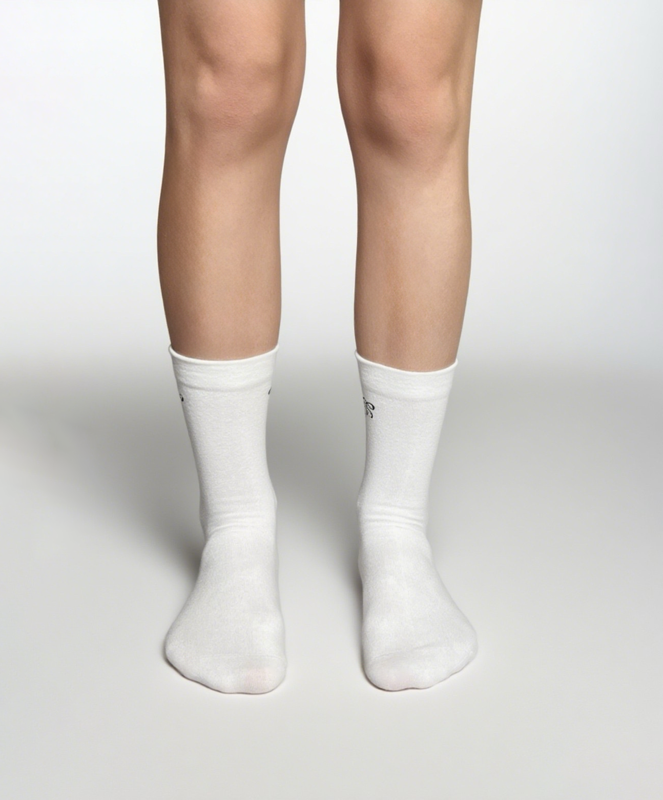 Classic Crew Socks- 200 N
